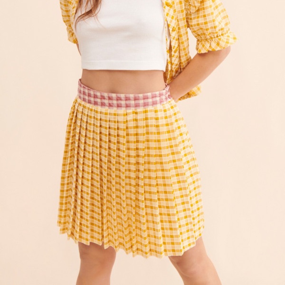 NWT Lisa Says Gah! Meg Plaid Pleated Mini Skirt